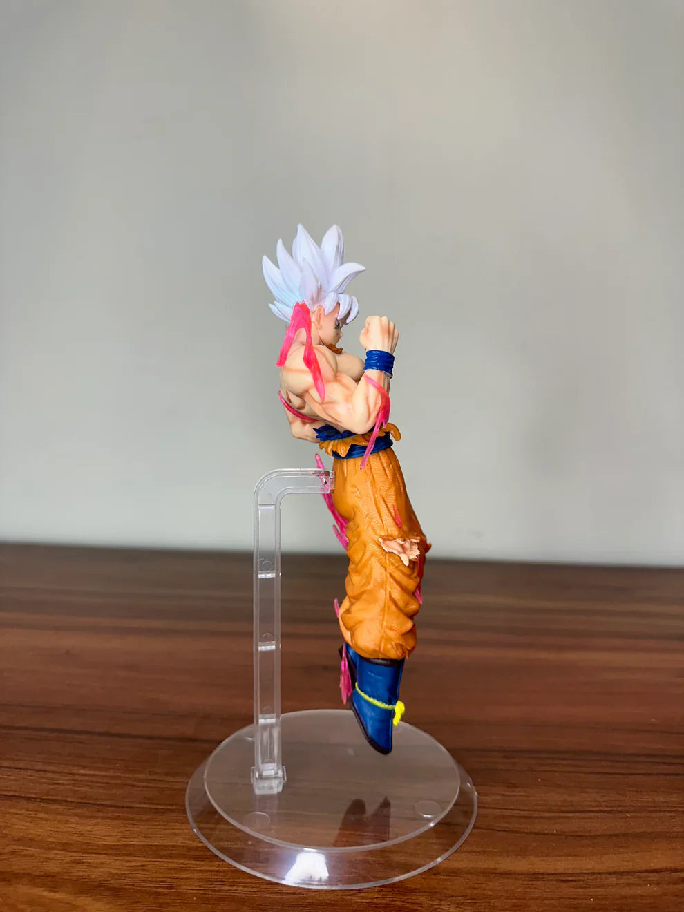Ultra Instinct Goku Action Figure 25CM – Premium Dragon Ball Super Collectible